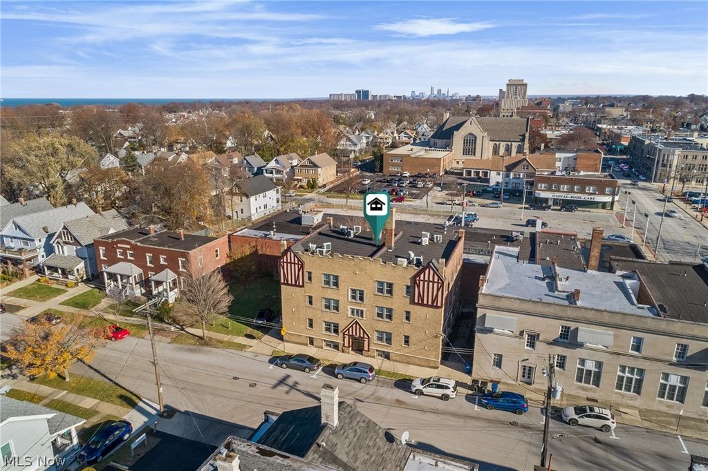 Photo of 1385 Cranford Avenue #14, Lakewood, OH 44107 (MLS # 5205307)