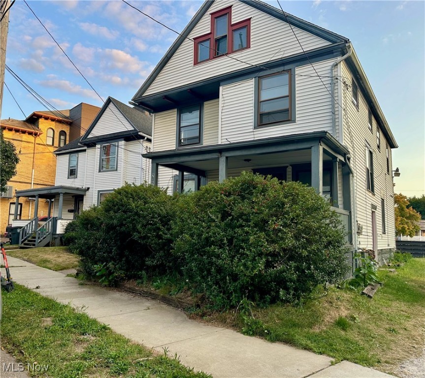 Welcome to this beautifully updated apartment in West Hill! This large, 2nd floor apartment has much to offer, with fresh paint throughout, as well as new carpet and laminate flooring. Close to the schools, restaurants, and Downtown Akron this is the perfect place to call home. Water, Sewer, and Trash included for an additional $40. Additionally, we provide a Resident Benefits Package (RBP) that will provide renters' insurance, provide identify protection, provide credit-building with positive rental payments, and much more for a rate of $50 a month. Section 8 Friendly. Owner covers Water & Trash utilities. Screening guidance includes 3:1 debt to income rental amount (excluding Section 8), a review of criminal background, eviction history (if any), credit history (preferred score of 600), employment history, and landlord reference. Reach out to apply TODAY!