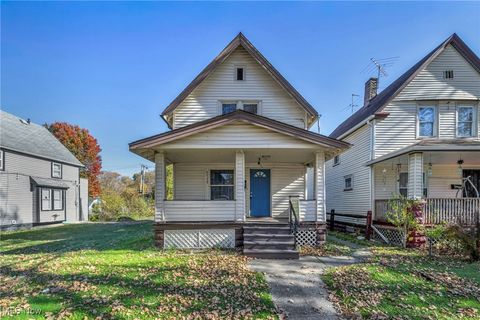 2113 W 85th Cleveland OH 44102