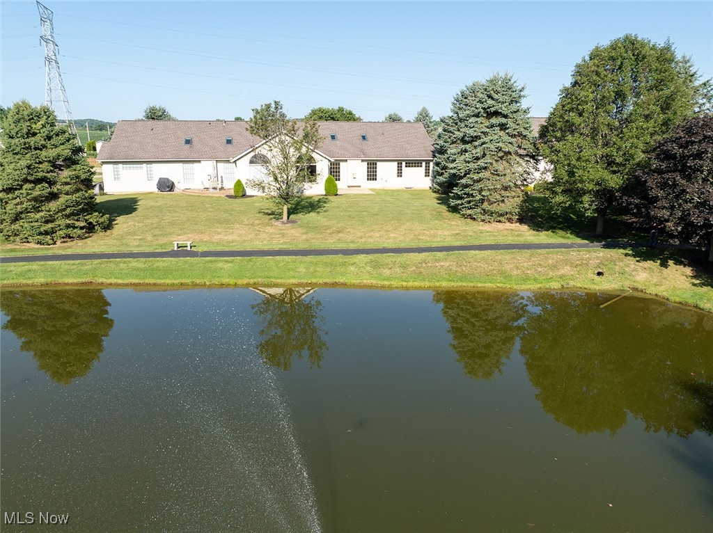 611 Pond View Circle, Strasburg, Ohio image 16