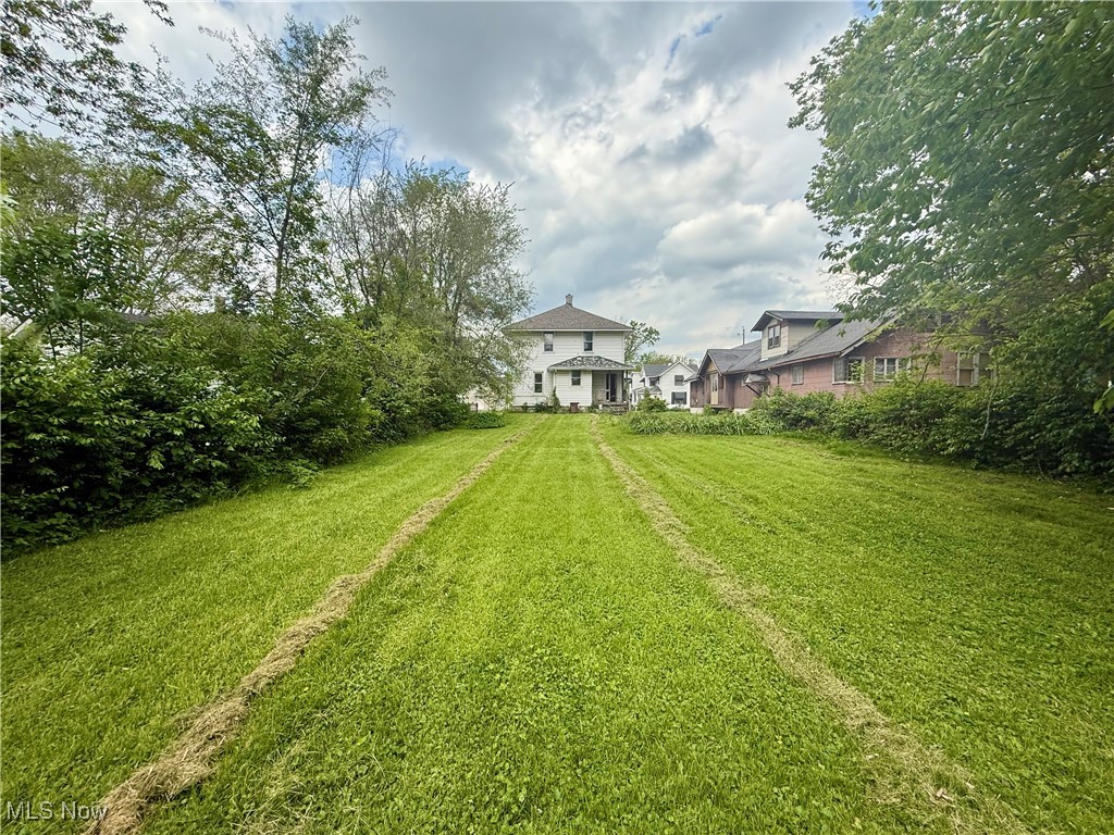 812 E Vine Street, Lima, Ohio image 8