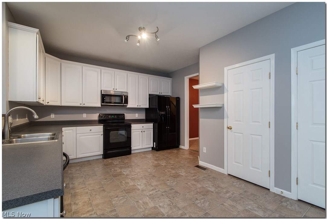 Settlers Village 02 - Residential