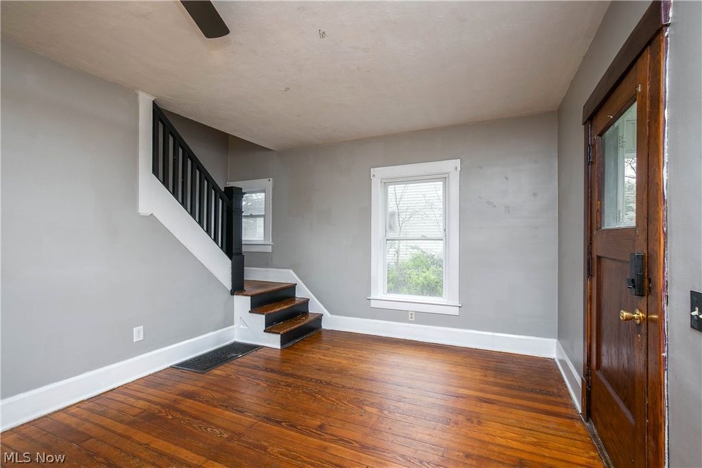 Photo of 2 Ohio Avenue NE, Massillon, OH 44646 (MLS # 5204502)