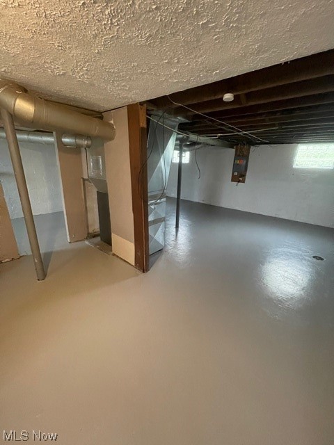 City/Youngstown - Residential Lease