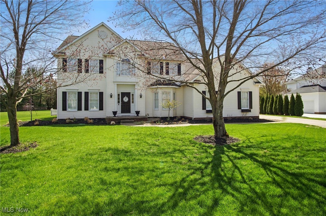 635 White Tail Ridge Drive, Fairlawn, Ohio image 1