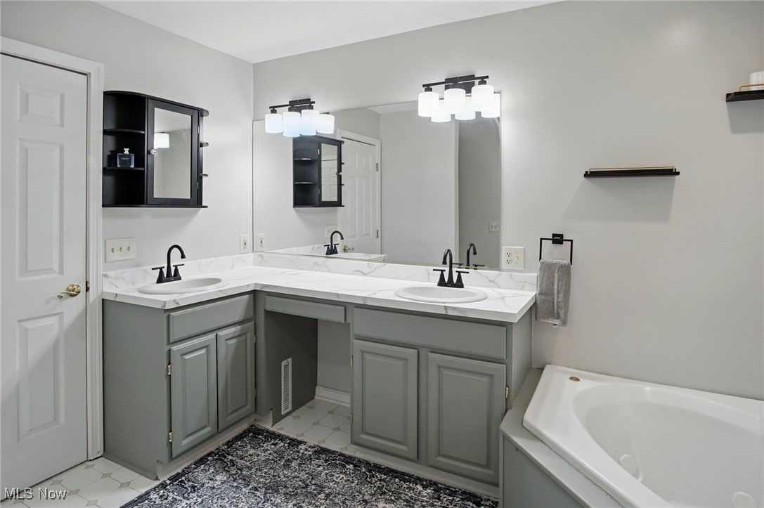 635 White Tail Ridge Drive, Fairlawn, Ohio image 36