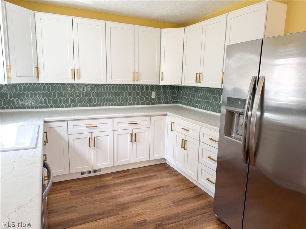Photo of 412 Alexander Avenue, Lorain, OH 44052 (MLS # 5203054)