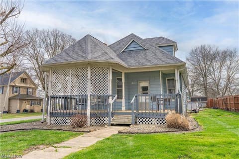 Homes For Sale - 12020 Easton Street<br/> Stark County, Alliance, OH 44601