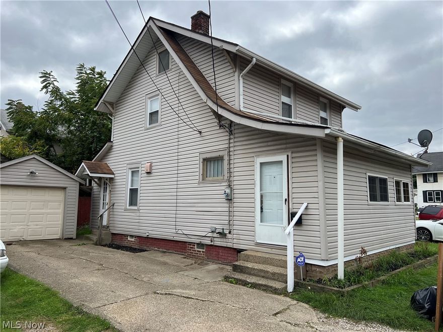 Calling all investors and first time home buyers! Great value awaits as this home just needs some finishing touches. Newer siding, windows and tile flooring in kitchen and bathroom. Private fenced in backyard! With so much to offer come take a look today!