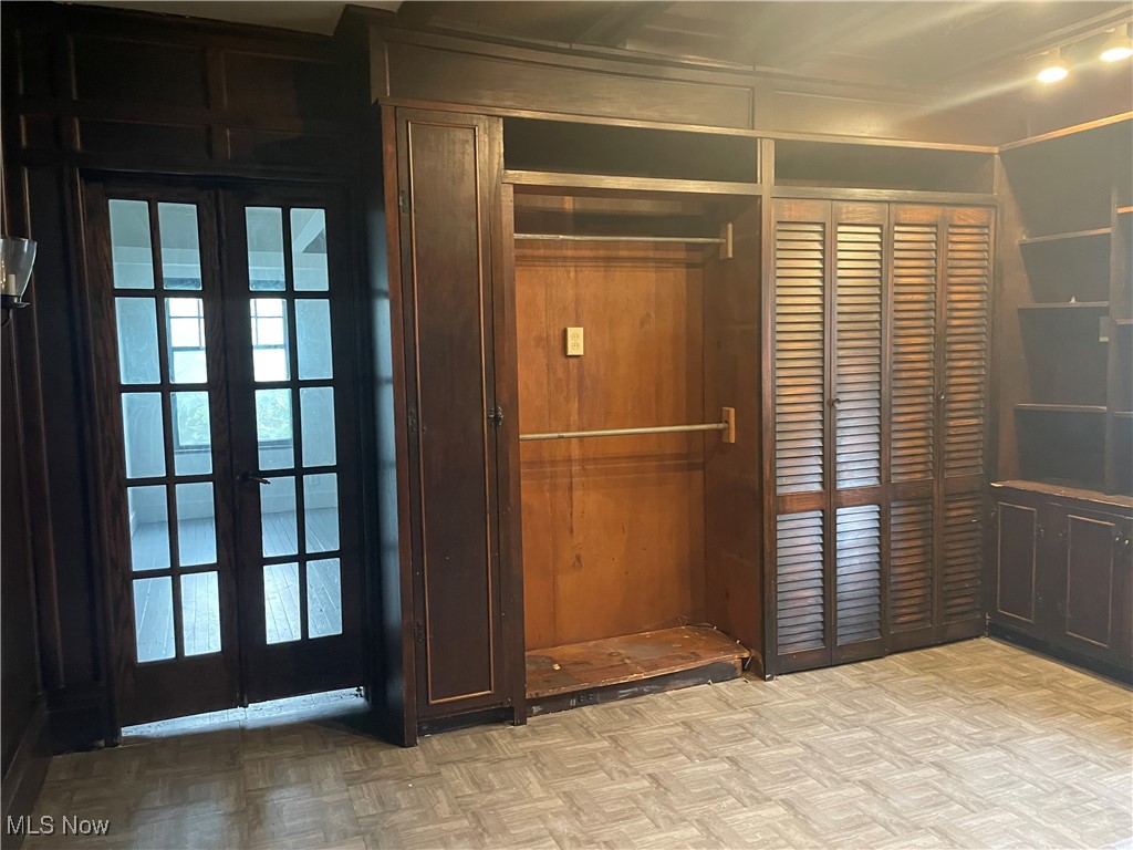 Cleveland Heights, Ohio 44106, United States, 3 Bedrooms Bedrooms, ,2 BathroomsBathrooms,Residential,Active,18682
