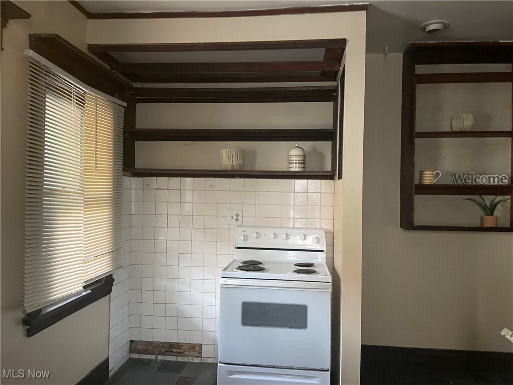 Cleveland Heights, Ohio 44106, United States, 3 Bedrooms Bedrooms, ,2 BathroomsBathrooms,Residential,Active,18682