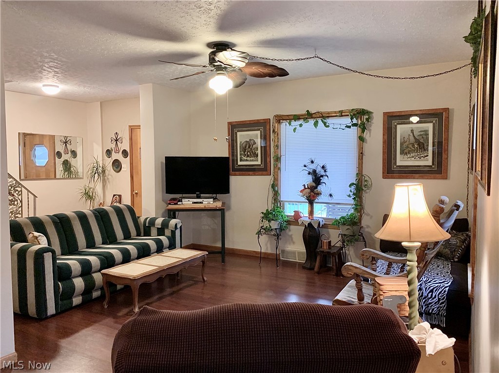 Lowellville Village - Residential