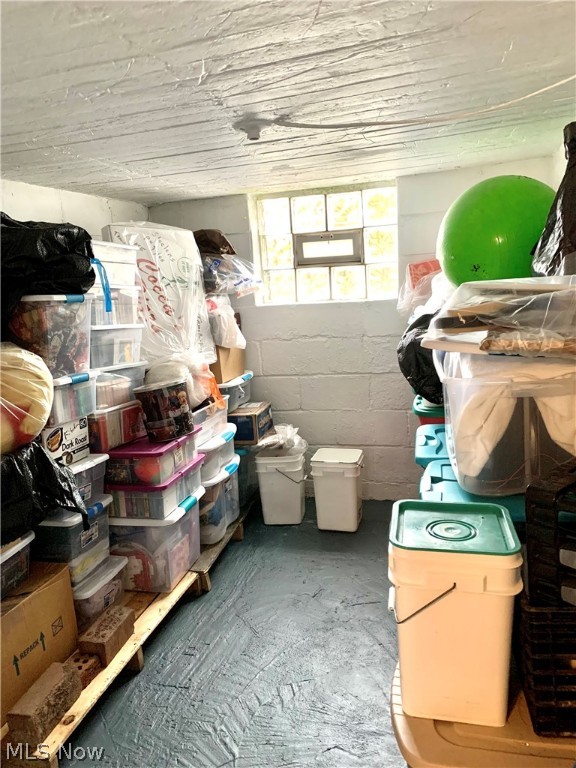 Lowellville Village - Residential