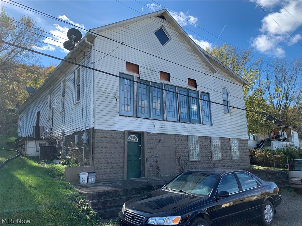 Property is known as the Landmark Bar. Bar has been closed for several years. Electricity is currently off. Property needs to sell for 90% of county value.