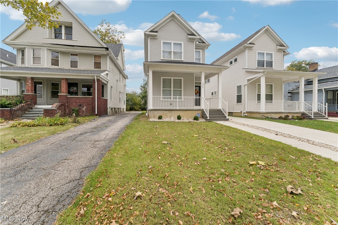 2244 E 100 th Street