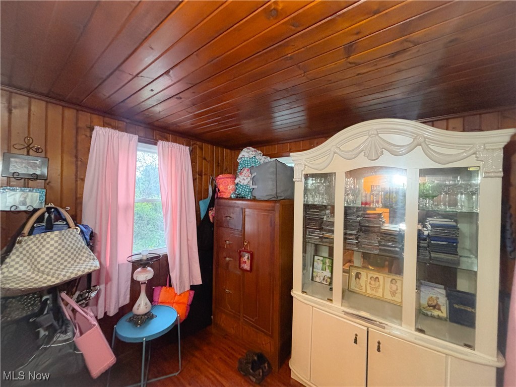 Lisbon, Ohio 44432, United States, 2 Bedrooms Bedrooms, ,1 BathroomBathrooms,Residential,Active,216646