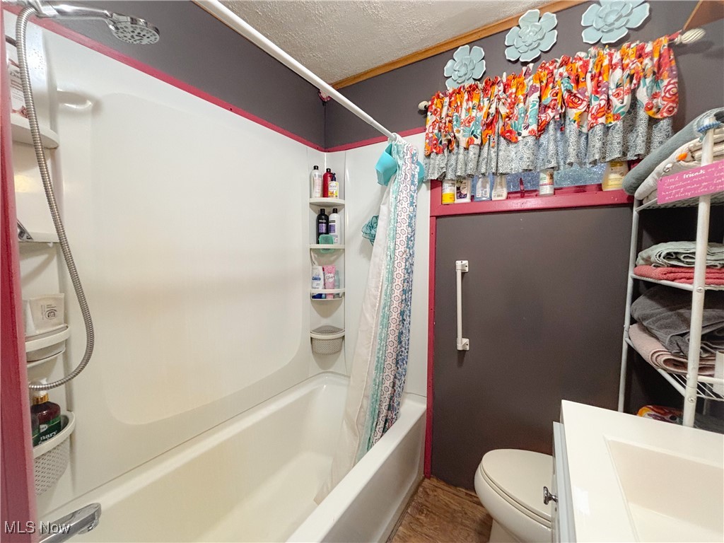 Lisbon, Ohio 44432, United States, 2 Bedrooms Bedrooms, ,1 BathroomBathrooms,Residential,Active,216646