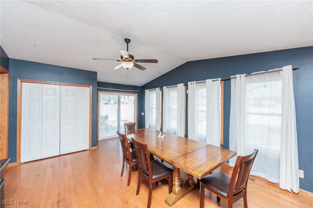 414 Alexis Drive, Elyria, Ohio image 8
