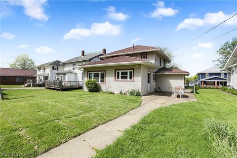 Tiny photo for 808 N 12th Street, Cambridge, OH 43725 (MLS # 5202862)