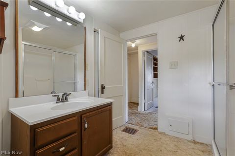 Tiny photo for 808 N 12th Street, Cambridge, OH 43725 (MLS # 5202862)