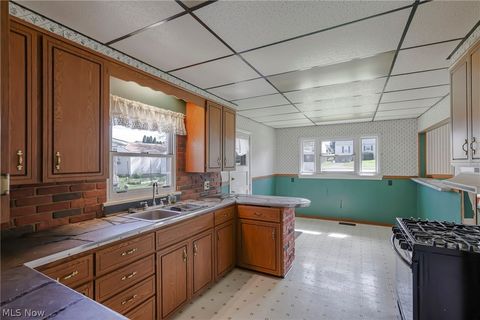 Tiny photo for 808 N 12th Street, Cambridge, OH 43725 (MLS # 5202862)