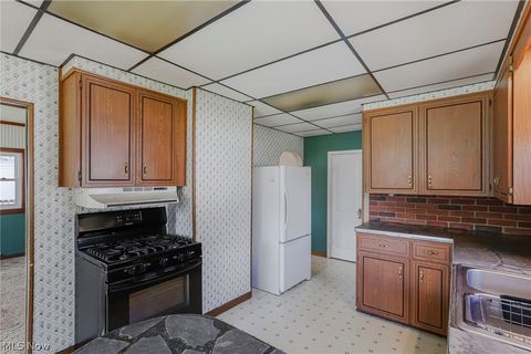 Tiny photo for 808 N 12th Street, Cambridge, OH 43725 (MLS # 5202862)