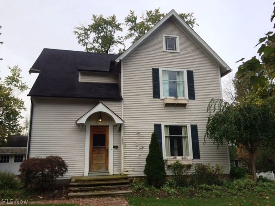 Great opportunity just steps from downtown! So much character and many updates are waiting for your finishing touches! Priced below appraised value! Call today and make this house your home!