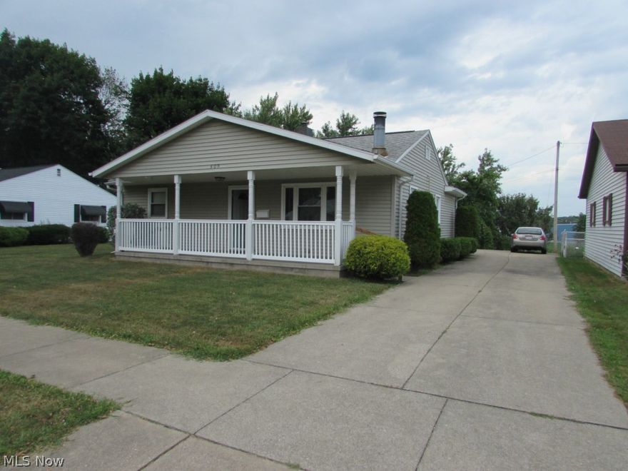 Ready to move in this 2 Bedroom vinyl sided Ranch. Offers nice Living room with fireplace, updated Kitchen, main floor Laundry, attached oversized 2 car Garage. Great location!