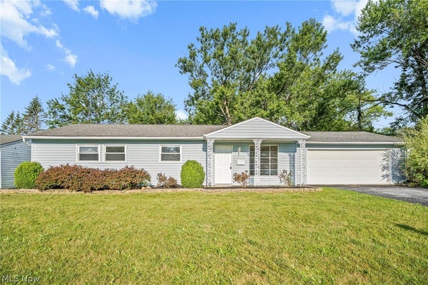 6142 MARK DR, BEDFORD, OH 44146 - Image b7569b7019a6029cb7cdfd47c7459f6c/3713306301