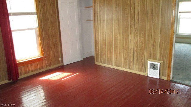 Coshocton County Agricultural - Residential