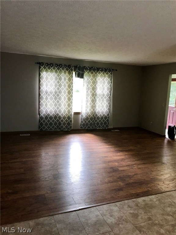 Cinnamon Lake - Residential