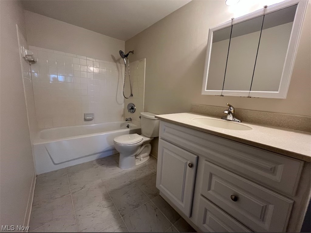 Richard Hilliard Condo - Residential