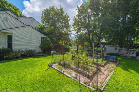 Tiny photo for 817 Quail Hollow Circle, Avon Lake, OH 44012 (MLS # 5239708)