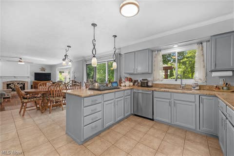 Tiny photo for 817 Quail Hollow Circle, Avon Lake, OH 44012 (MLS # 5239708)