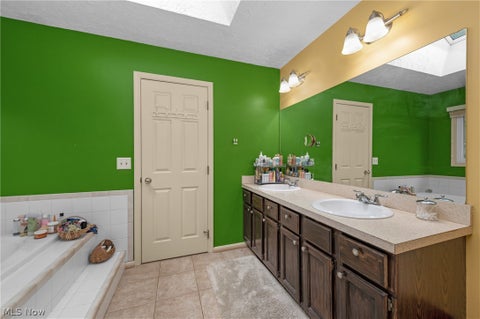 Tiny photo for 817 Quail Hollow Circle, Avon Lake, OH 44012 (MLS # 5239708)