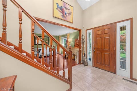 Tiny photo for 817 Quail Hollow Circle, Avon Lake, OH 44012 (MLS # 5239708)