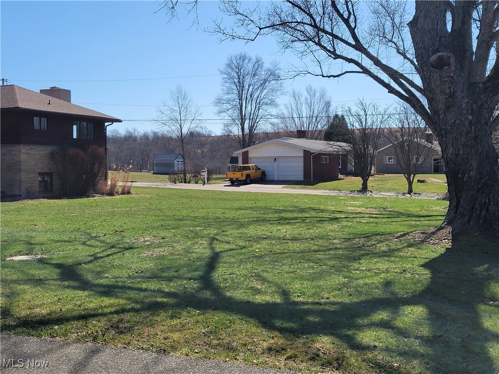 390 Oak Park Road, Cadiz, Ohio image 9