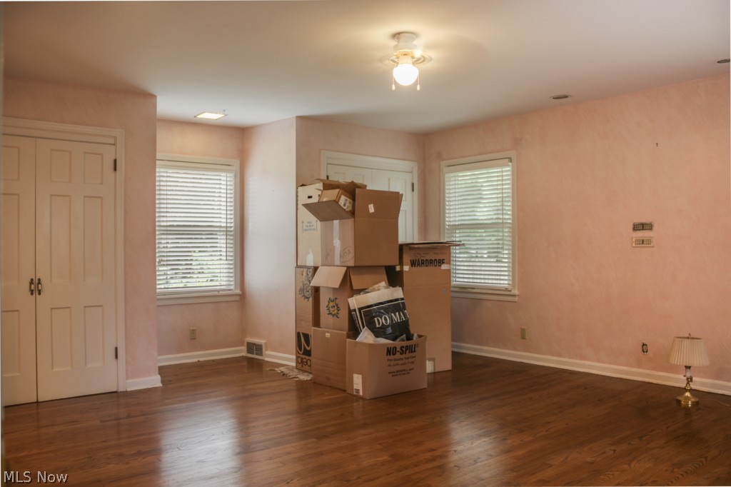 Sunset View 02 - Residential