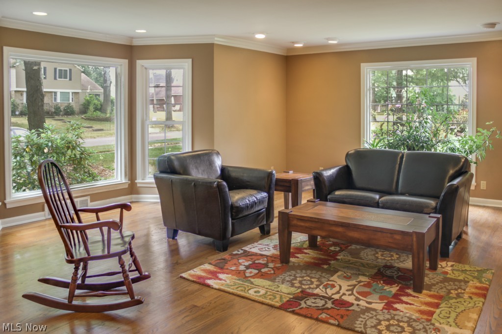 Sunset View 02 - Residential