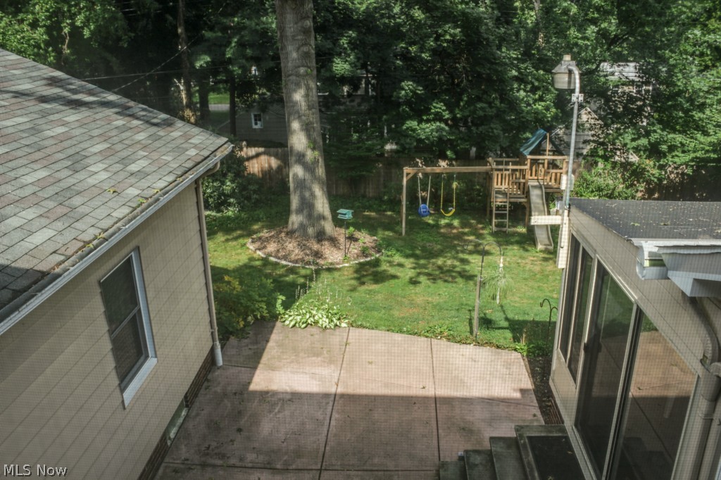 Sunset View 02 - Residential