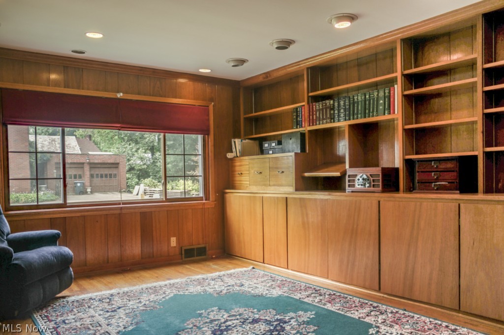 Sunset View 02 - Residential