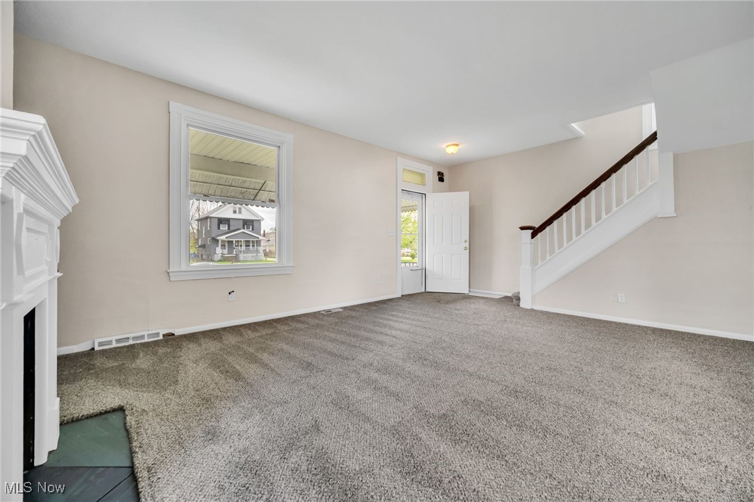 2337 E 30th Street, Lorain, Ohio image 9