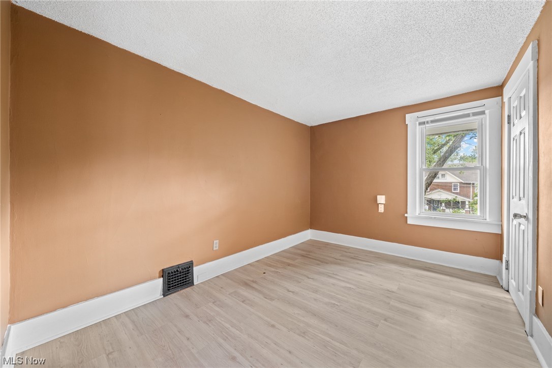 Grant Orchard - Residential