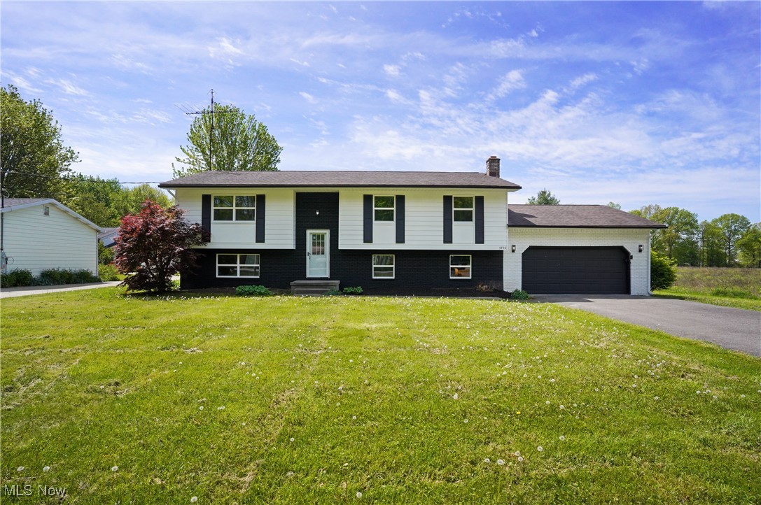 3740 Wilson Sharpsville Road, Cortland, Ohio image 1