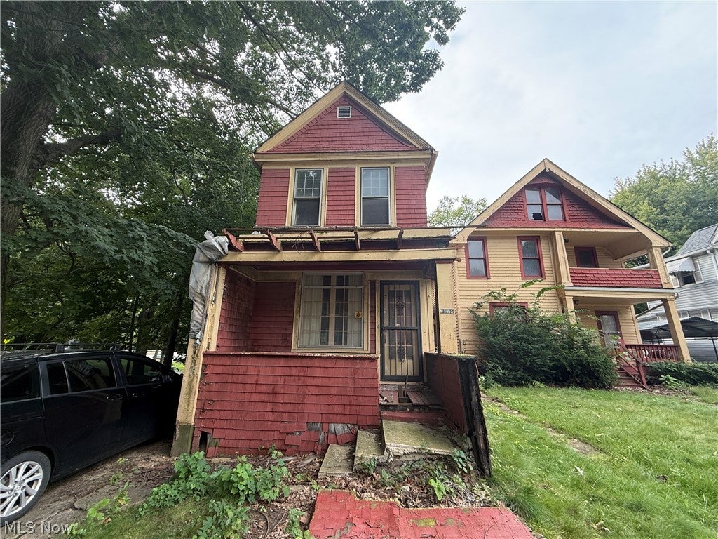 1274 E 100th Street