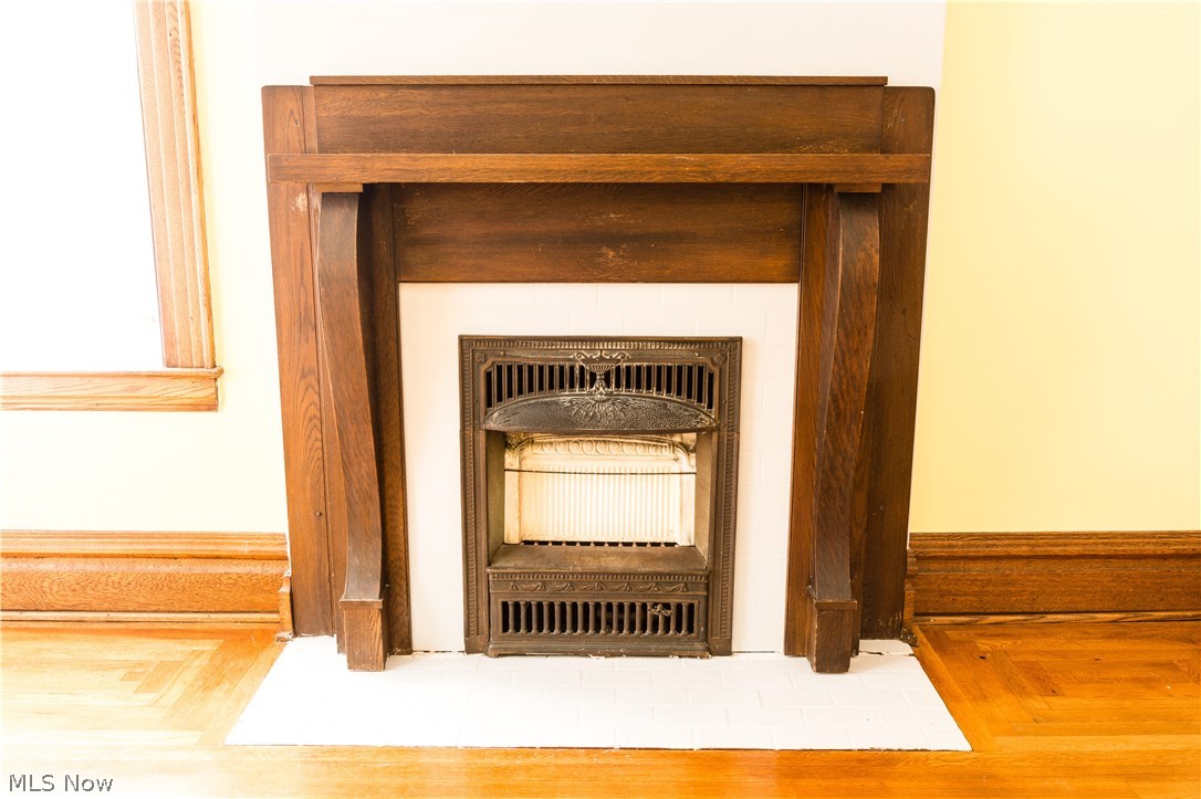 Elletson Adn - Residential