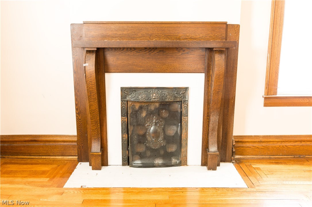 Elletson Adn - Residential