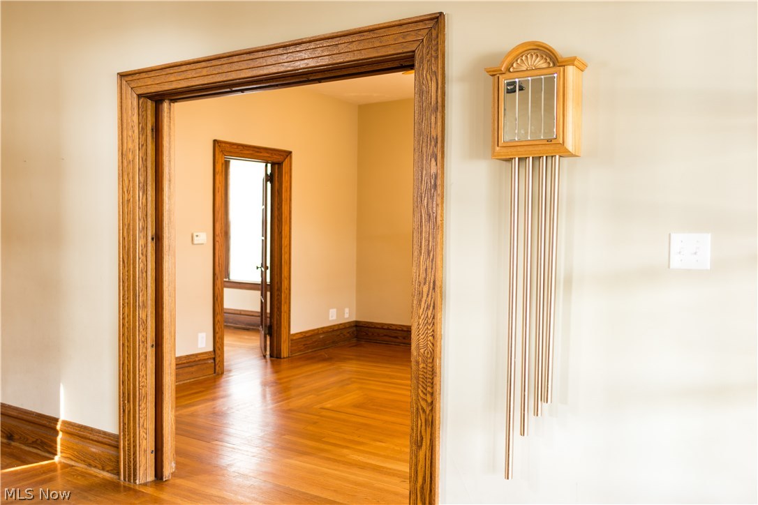 Elletson Adn - Residential