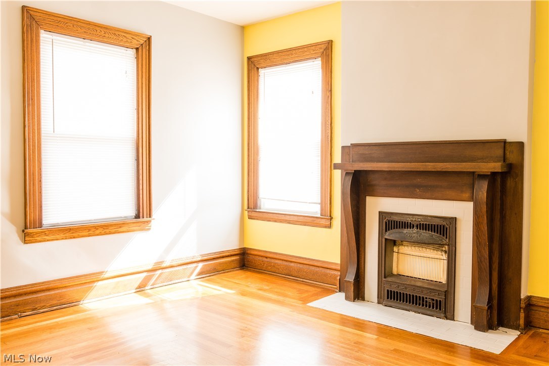 Elletson Adn - Residential