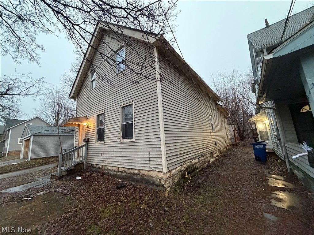 Photo of 3150 W 40th Street, Cleveland, OH 44109 (MLS # 5191126)